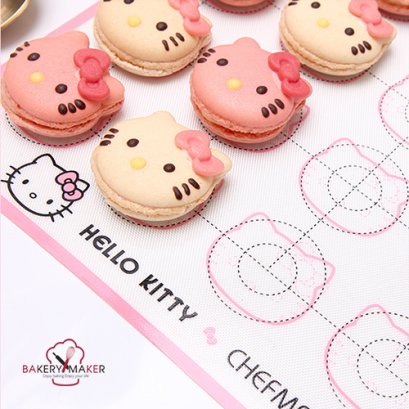 แผ่นรองอบซิลิโคน มาการอง คิตตี้ Hello Kitty Macaron baking mat